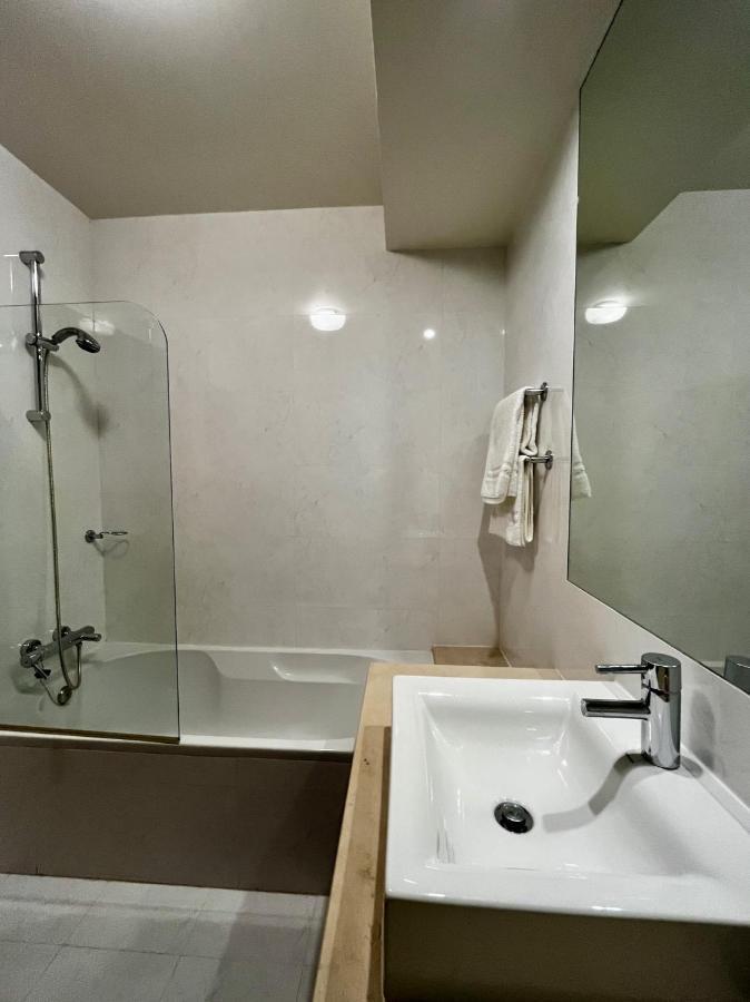 E&M Apartment Luz Luaran gambar